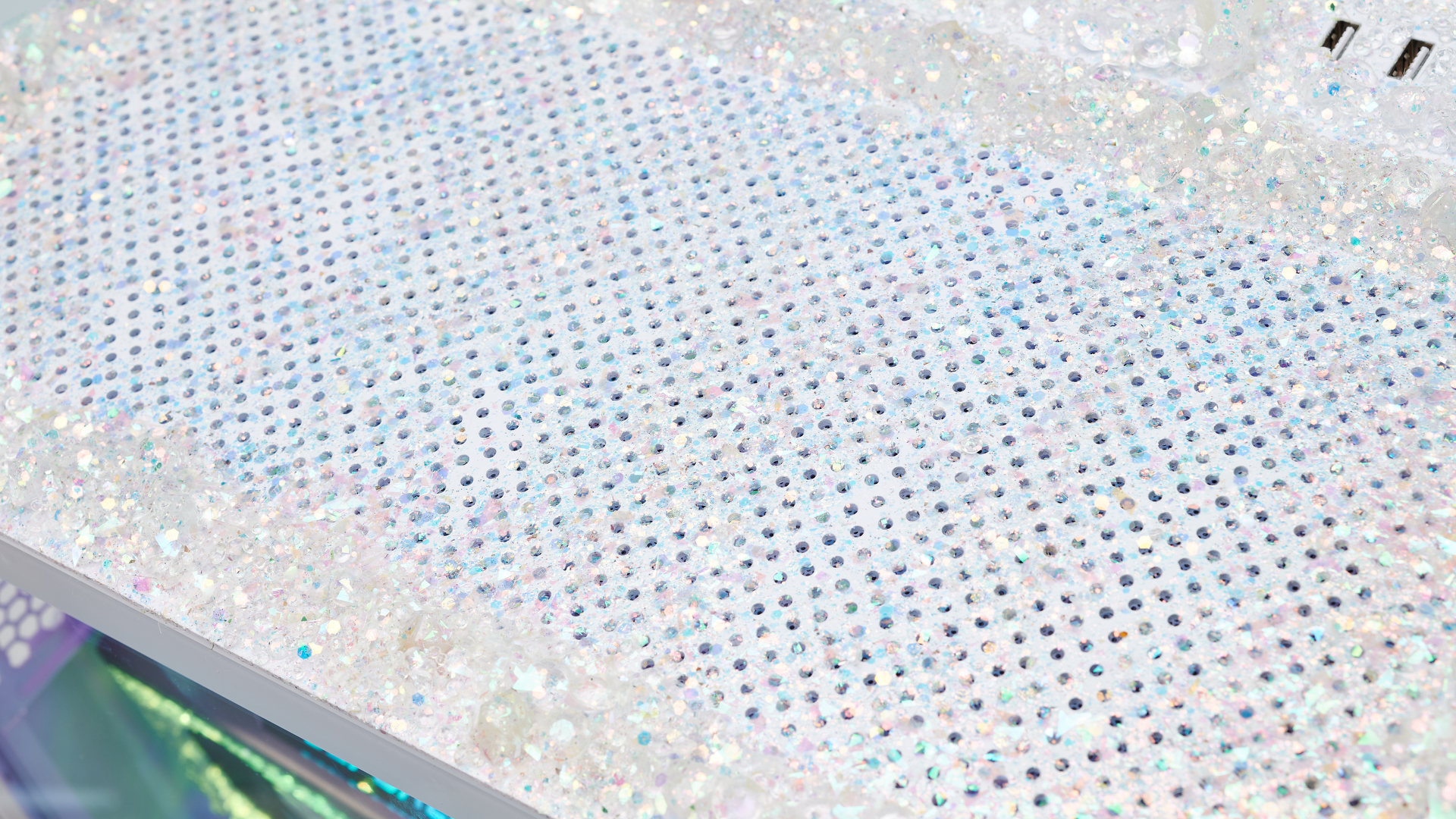 Glittery surface of the Crystal PC