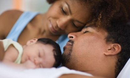 Do whites sleep better than blacks? A new study suggests, maybe