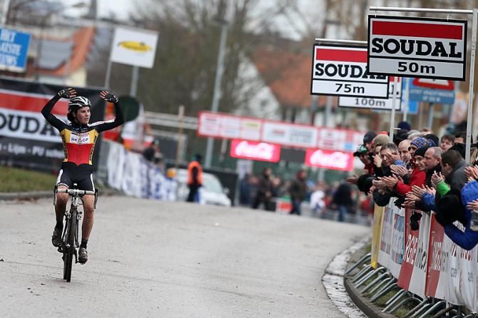 Sanne Cant wins