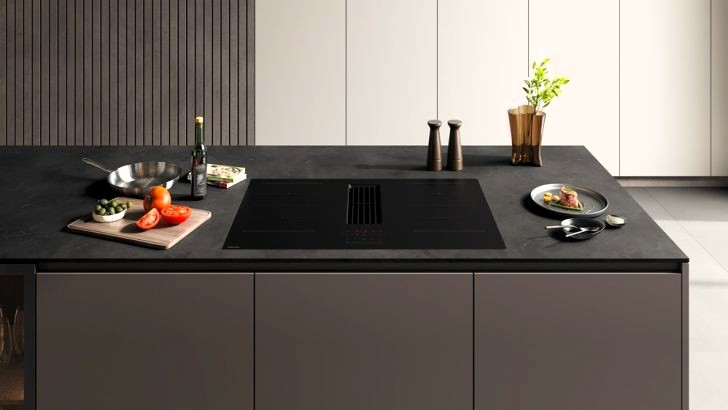 Samsung&#039;s cooktop with integrated extractor fan