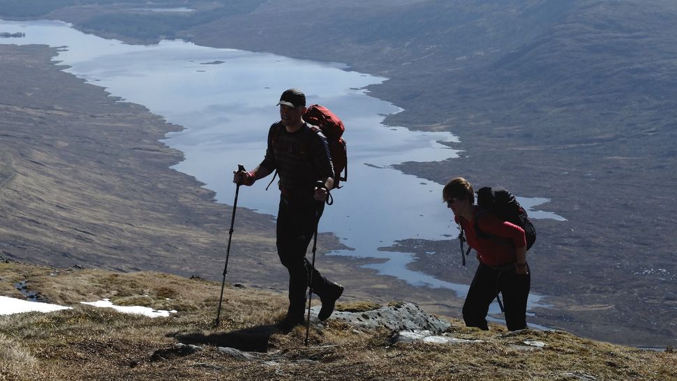 how-to-size-trekking-poles-a-quick-guide-advnture