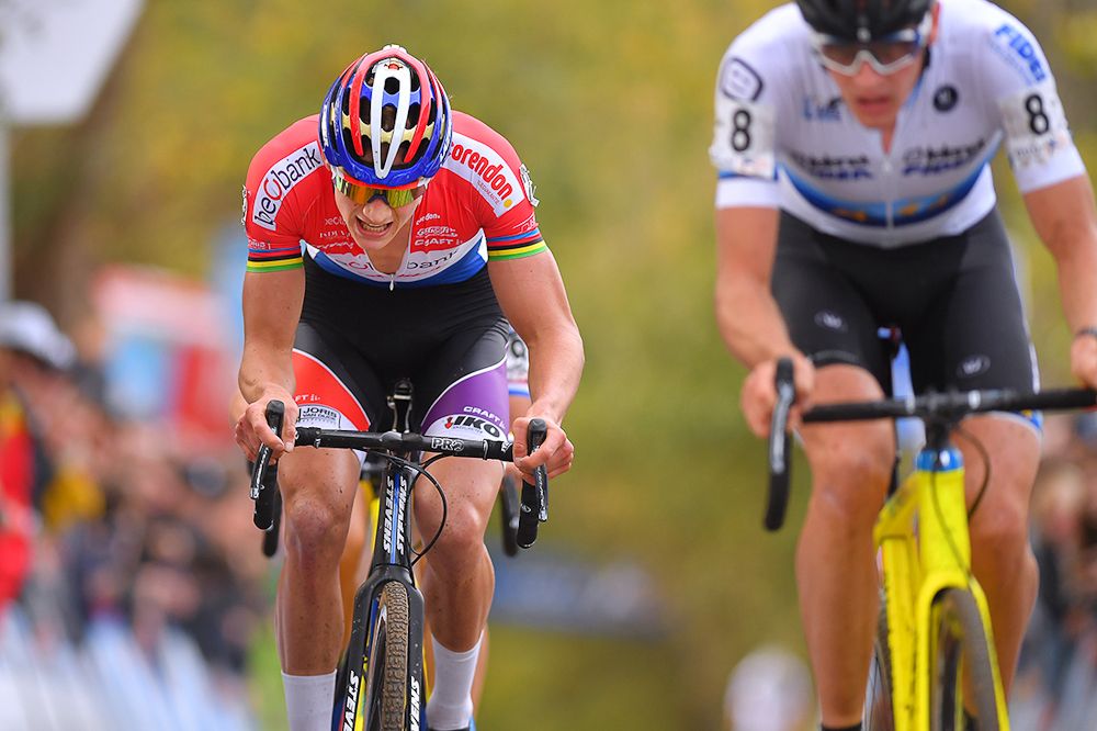 Mathieu van der Poel en route to winning Koppenbergcross
