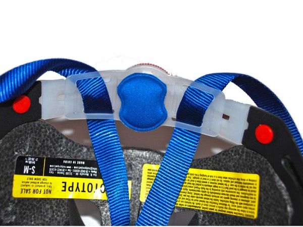 Another patch of padding on the retention system cushions the back of your head.
