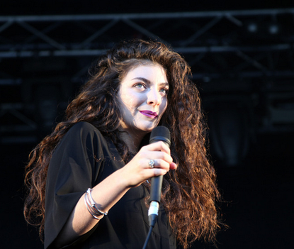 Listen to Lorde shut down an Australian DJ over his rude lesbian remarks