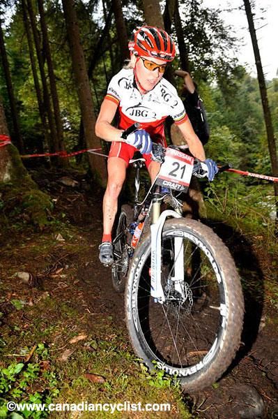 Anna Szafraniec (BG-2 Professional Mtb Team) was second.