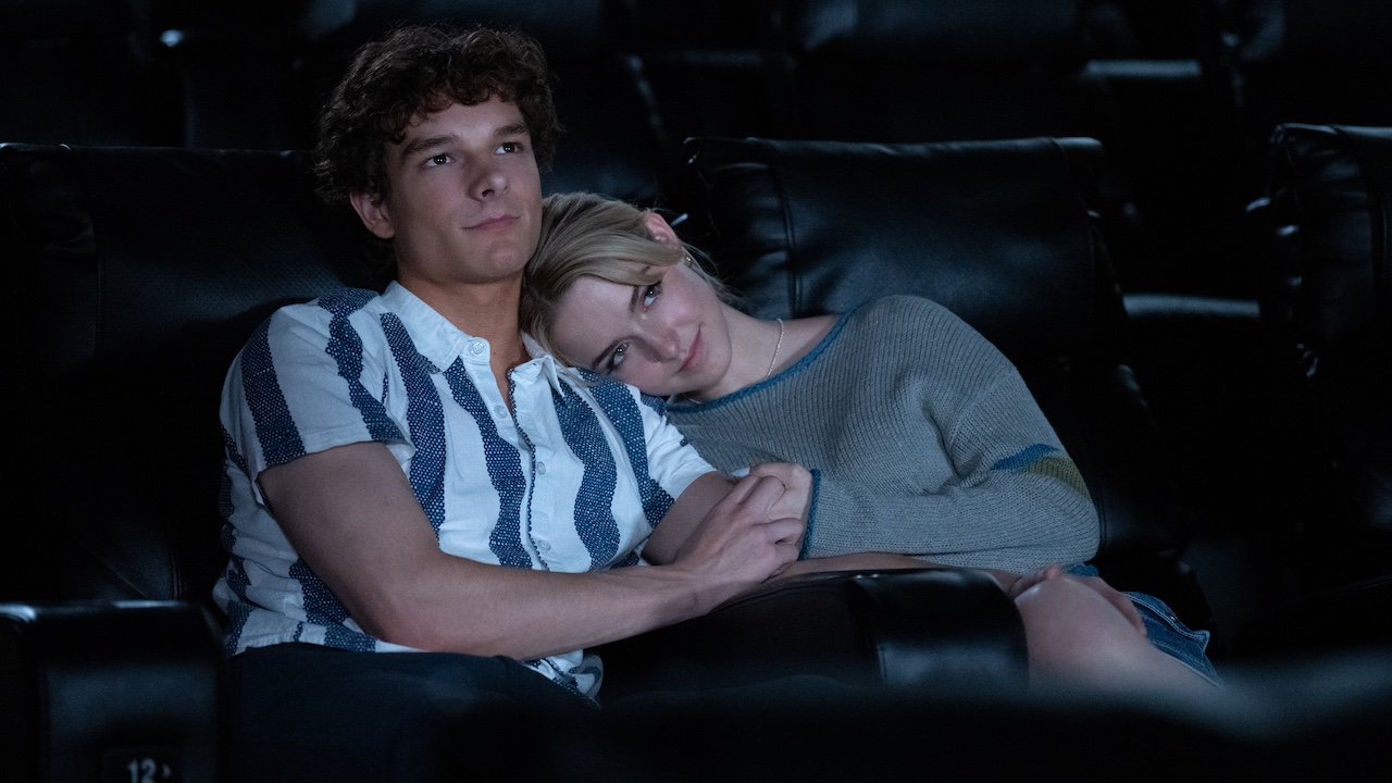 Mason Thames as “Miller” and McKenna Grace as “Clara” in Regretting You from Paramount Pictures