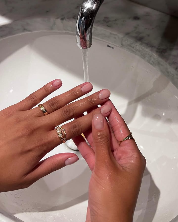 Photo of Iram Shelton wearing OPI nail polish
