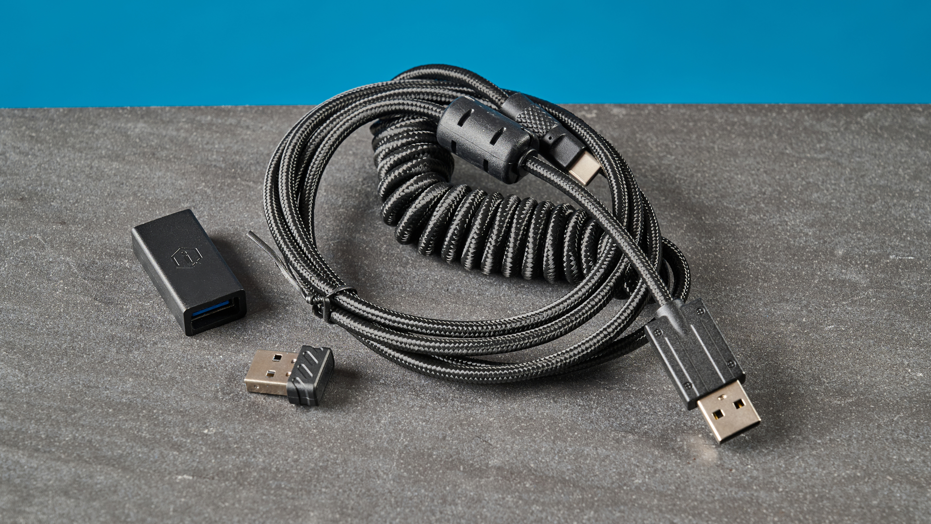 A black Iqunix Magi75 mechanical keyboard