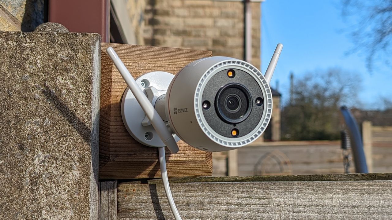 Ezviz H3C 2K Smart Home Camera