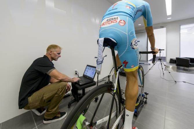 Having previously been slightly uncomfortable on his saddle, Specialized were keen test Aru's position