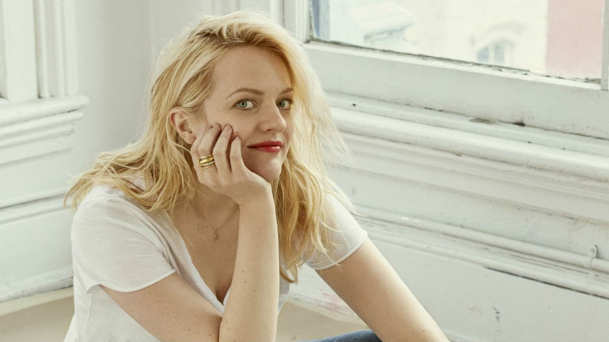 Elisabeth Moss : "Commencez à dire aux femmes qu'elles ne peuvent pas parler, vous vous retrouverez dans une putain de robe rouge"