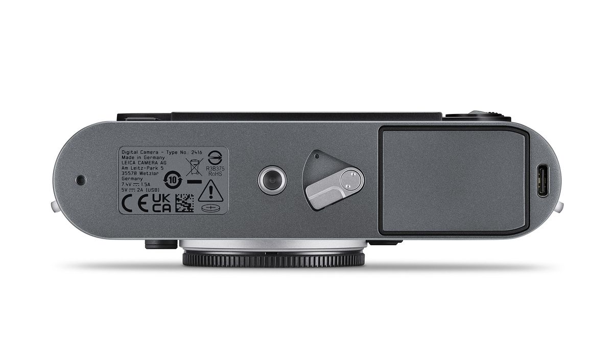 Leica M11-P Metallic Grey Finish product image (base plate)