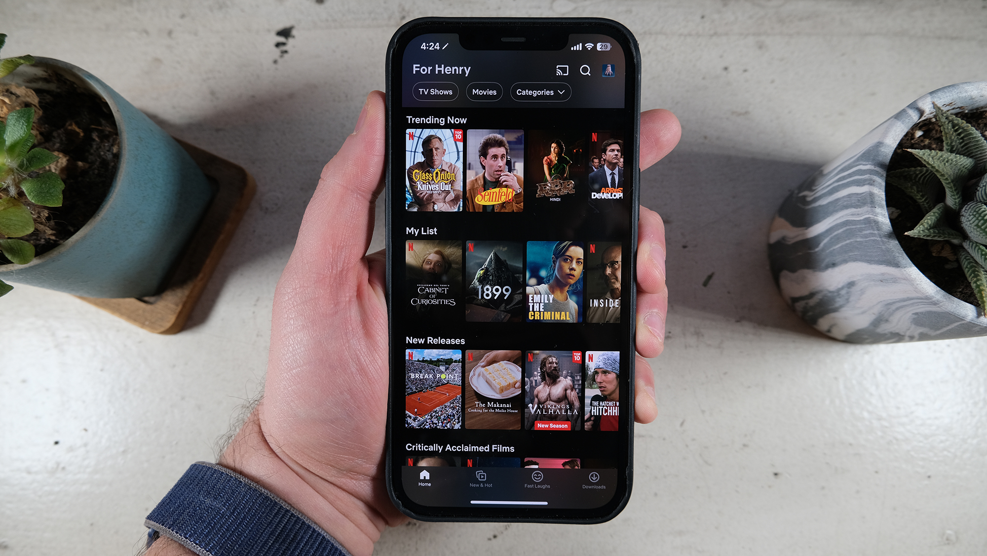 La cuadrícula de aplicaciones de la pantalla de inicio de Netflix en el iPhone