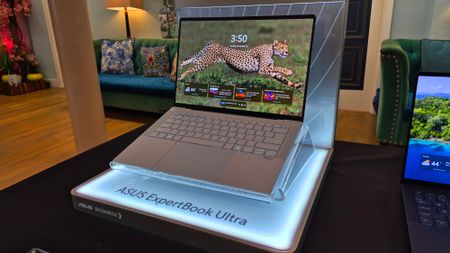The Asus ExpertBook Ultra on display