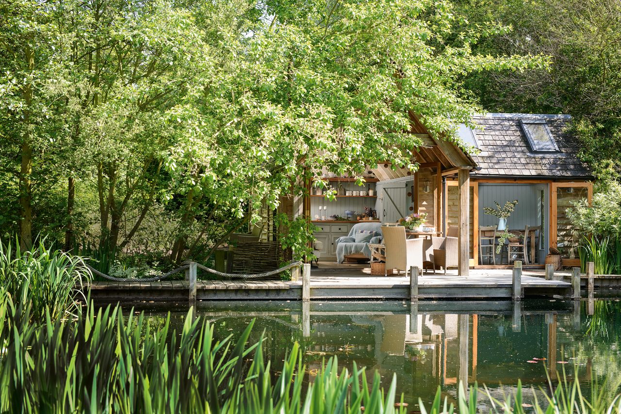 25 summer house ideas: add a garden building you love from the outside