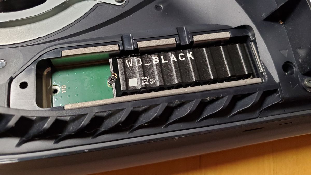Installing the WD Black SN850 SSD in the PS5 
