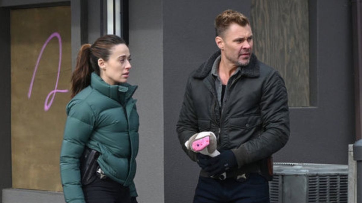 Marina Squerciati and Patrick John Flueger as Burzek in Chicago P.D. Season 12x14