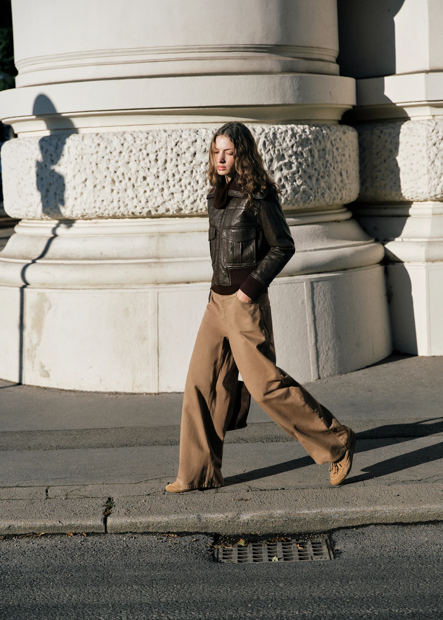 An image of Mango wide-leg jeans.