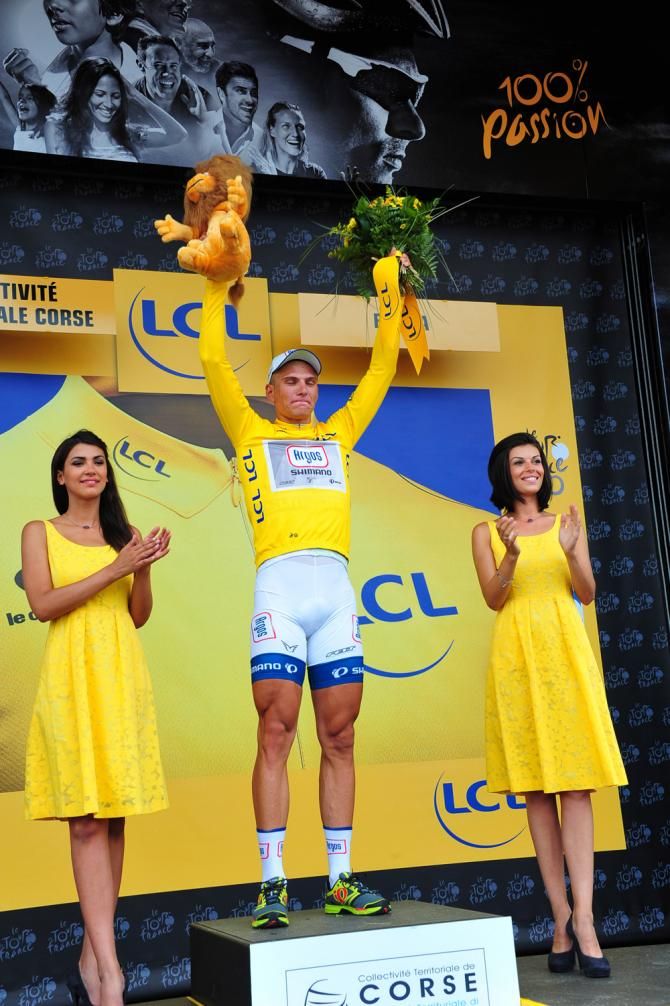 Marcel Kittel (Argos Shimano) pulls on yellow