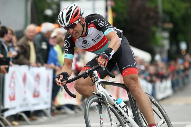 Stijn Devolder (RadioShack) rediscovered his "full gas" setting in La Roche