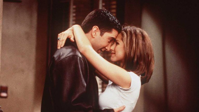 1996 DAVID SCHWIMMER AND JENNIFER ANISTON OF THE TV HIT SERIES "FRIENDS"