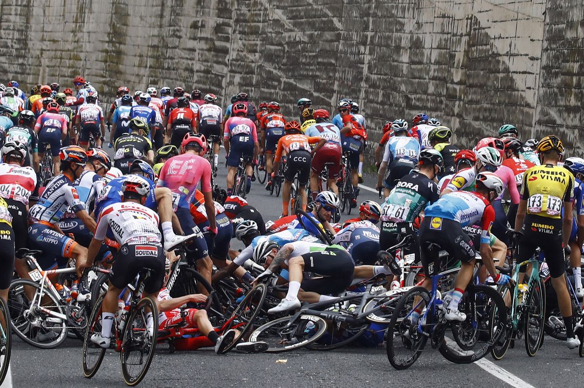 A crash on stage 6 of the Giro d'Italia