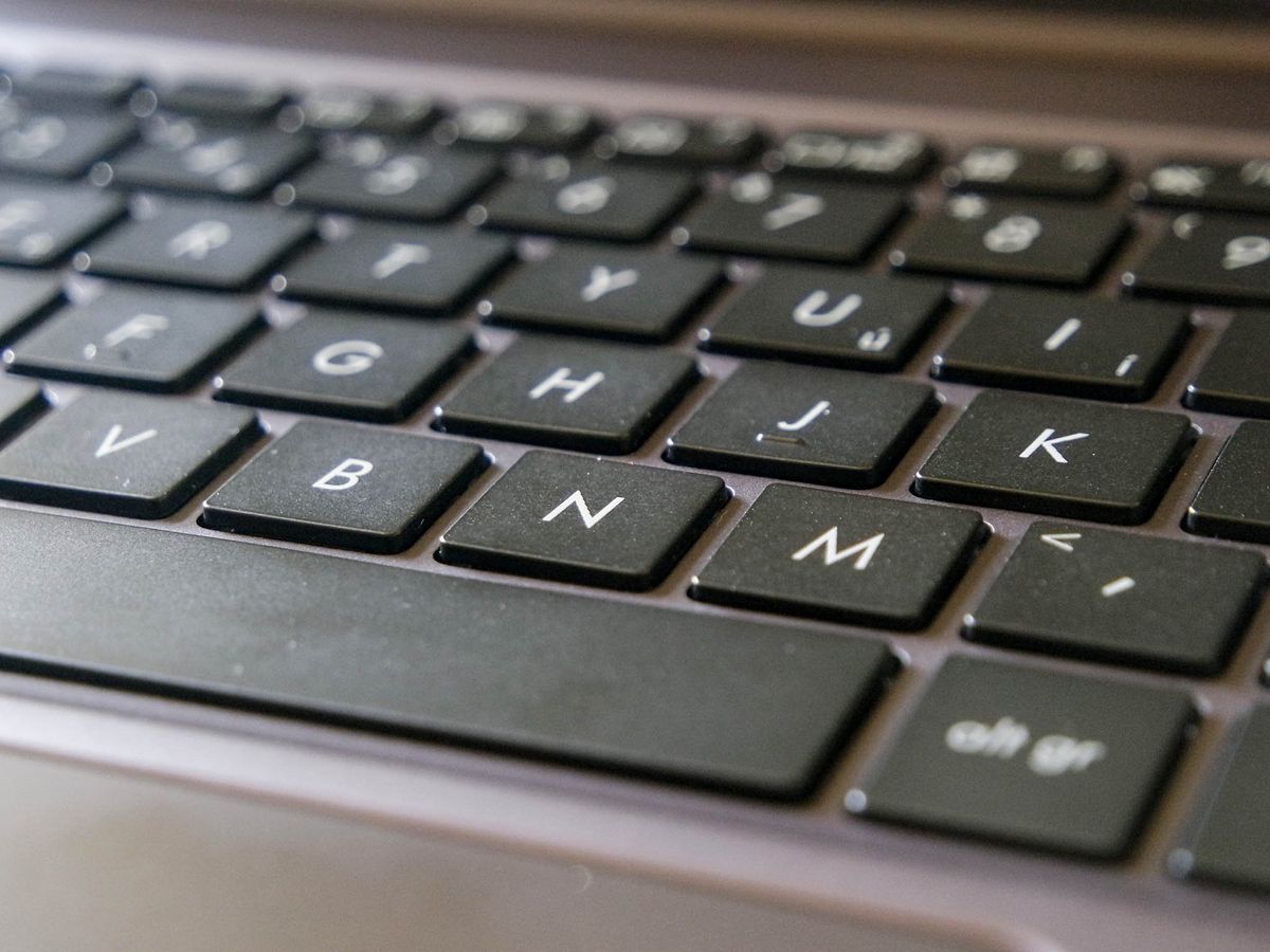 Asus Zenbook UX305