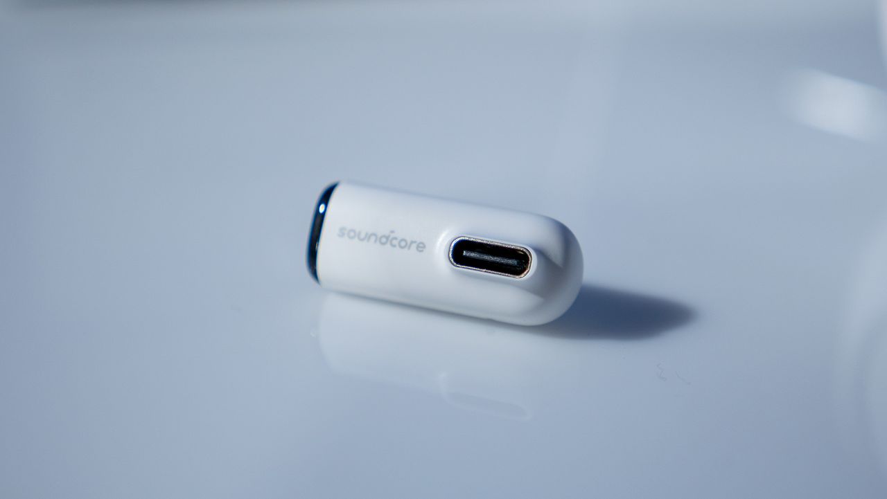Soundcore VR P10 earbuds