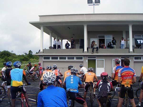 The race briefing was held at the Curepipe Starlight Sports Club