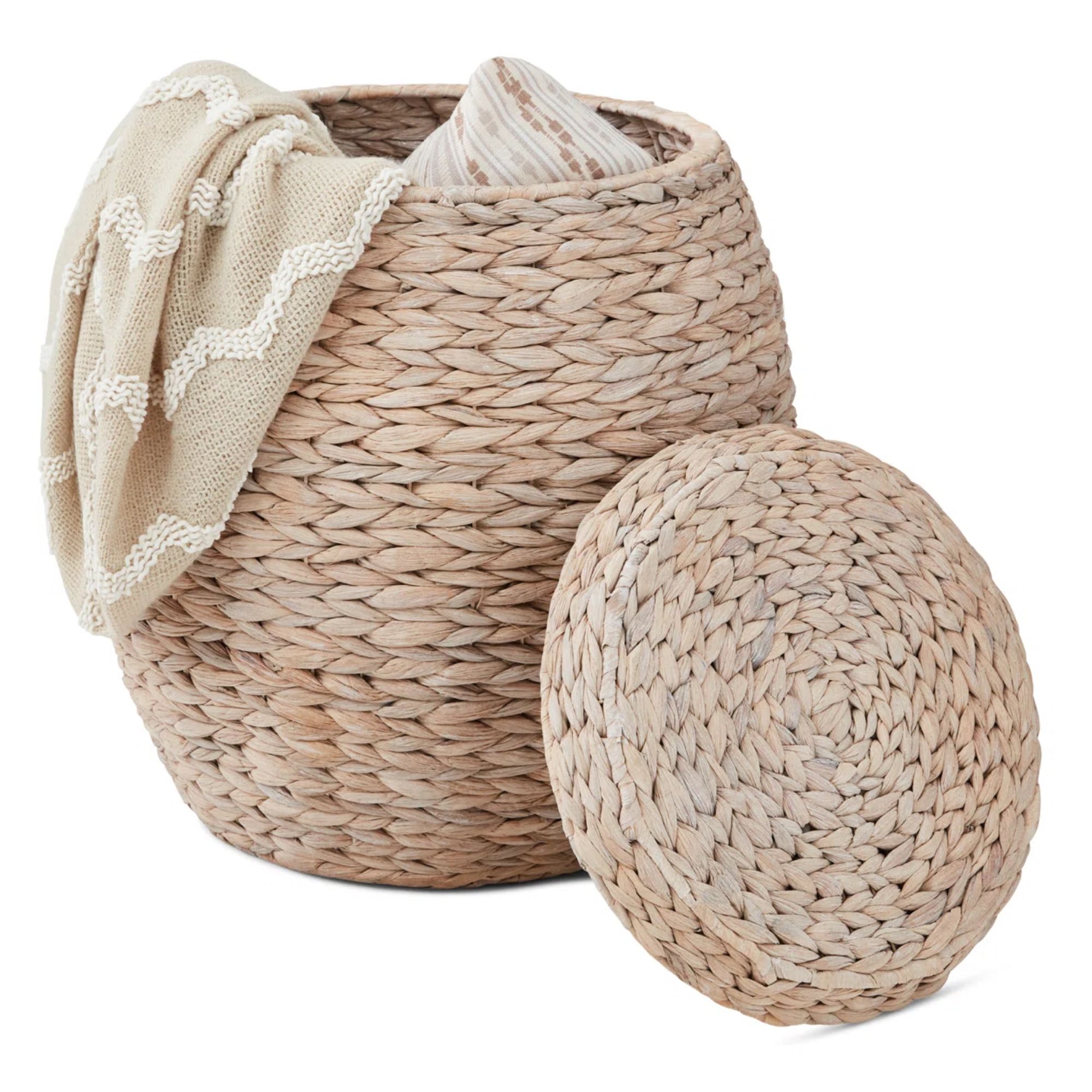 Circular storage basket