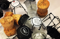 Win Champagne Castelnau