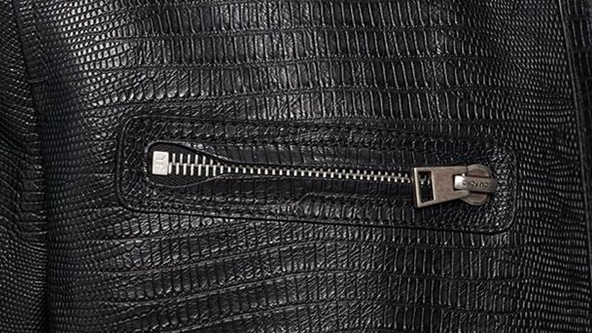 close up of tom ford tejus jacket zipper