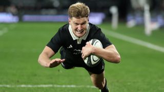 Jordie Barrett scores a try for New Zealand against France