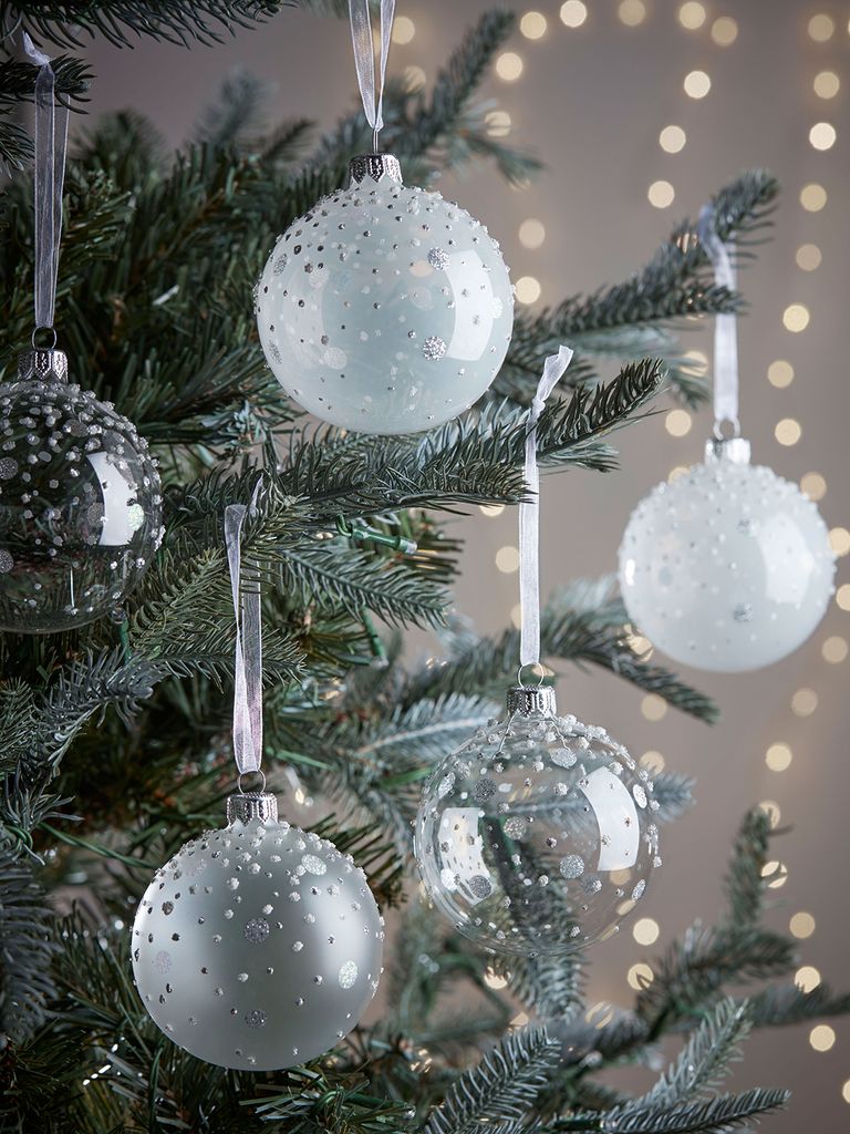Best glass baubles how to do a refined Christmas in style Livingetc