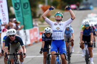 Sophie Marr (Praties) wins stage 2 at the Tour of Tasmania, the third round of the 2025 ProVelo Super League