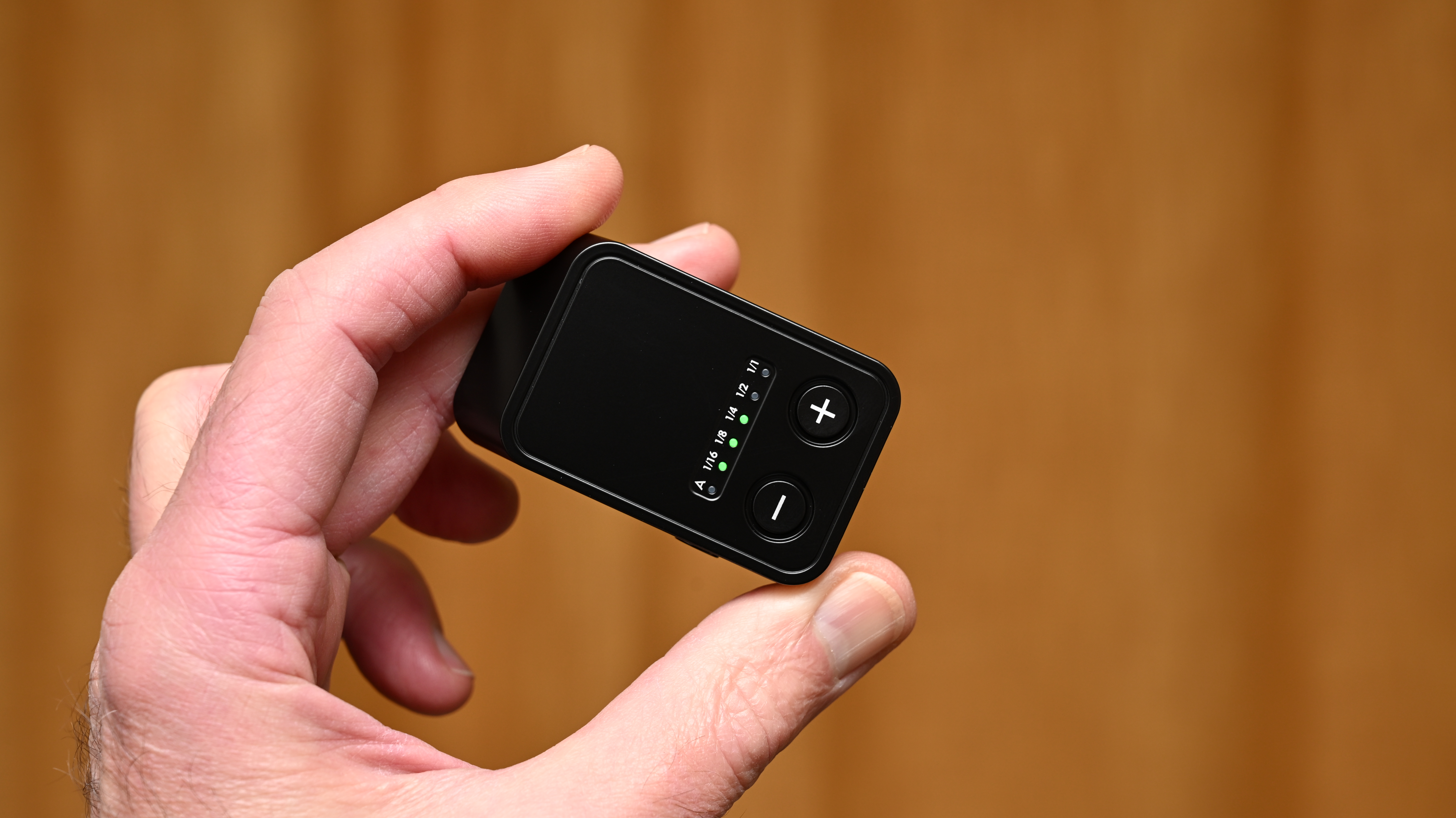 Viltrox Vintage Z2 mini-flash product shot