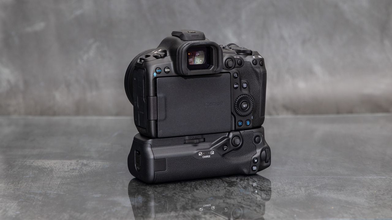 Canon BG-R20 Battery Grip for Canon EOS R5 Mark II