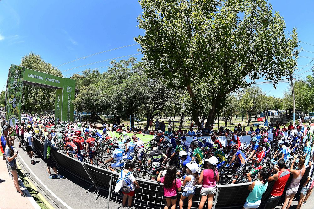 Fans watch the start of stage 2 at the Tour de San Luis.