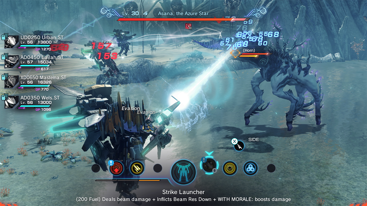  Definitive Edition. A heavily armored mech is fighting against a horse-like alien creature.