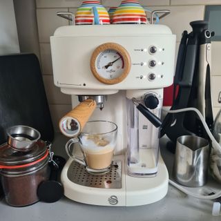 Teal Nostalgia Nordic Coffee Machine