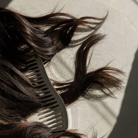 Heatwave hair loss and seasonal hair shedding