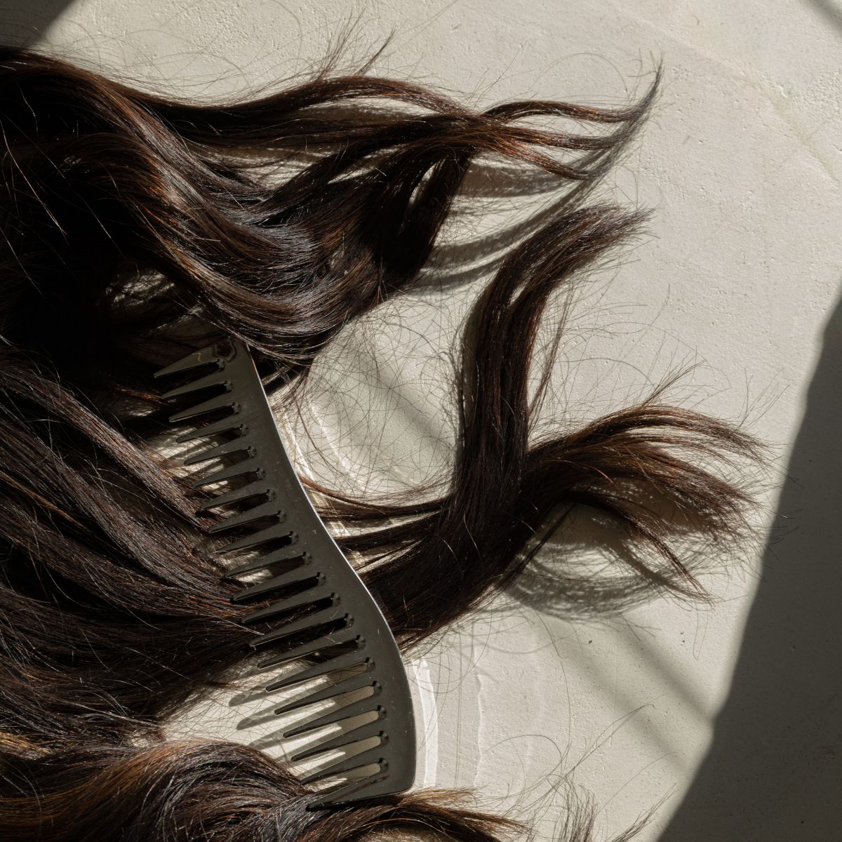 Heatwave hair loss and seasonal hair shedding