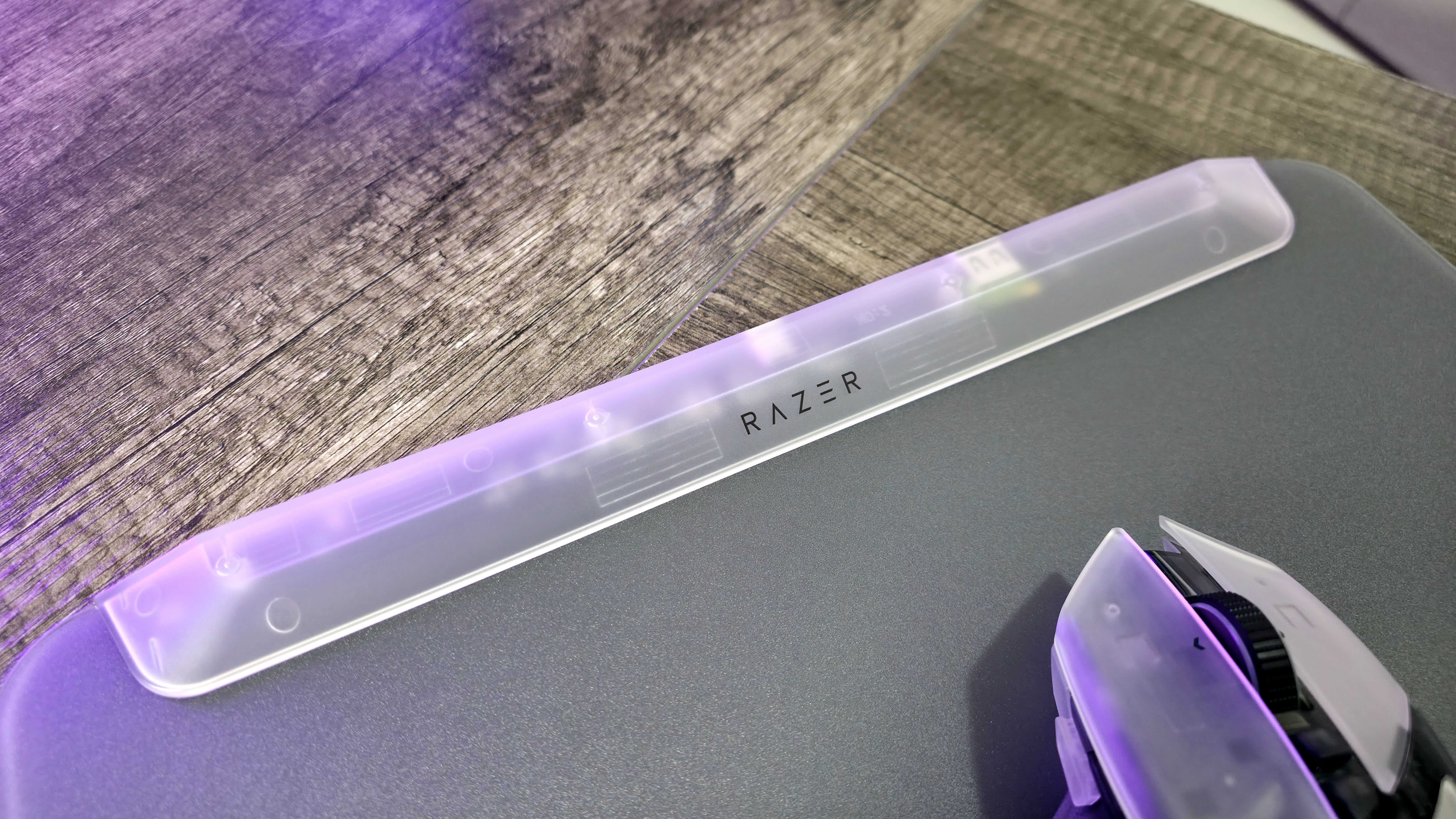 Image of the Razer Phantom White Collection.