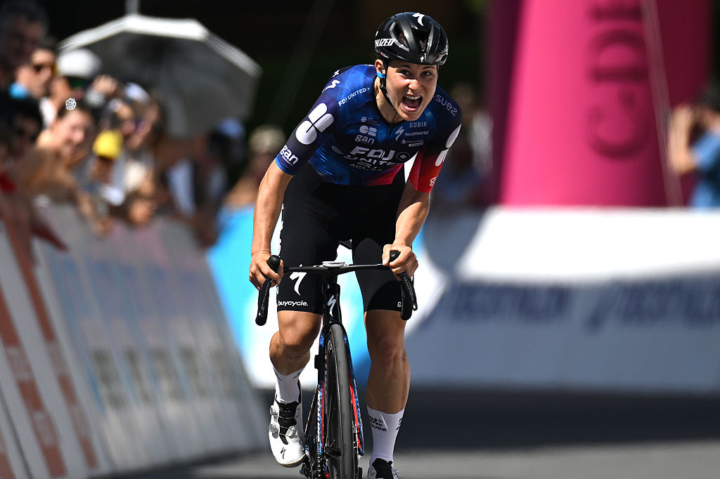 Elise Chabbey (FDJ-SUEZ) during the prologue. She finished ninth.