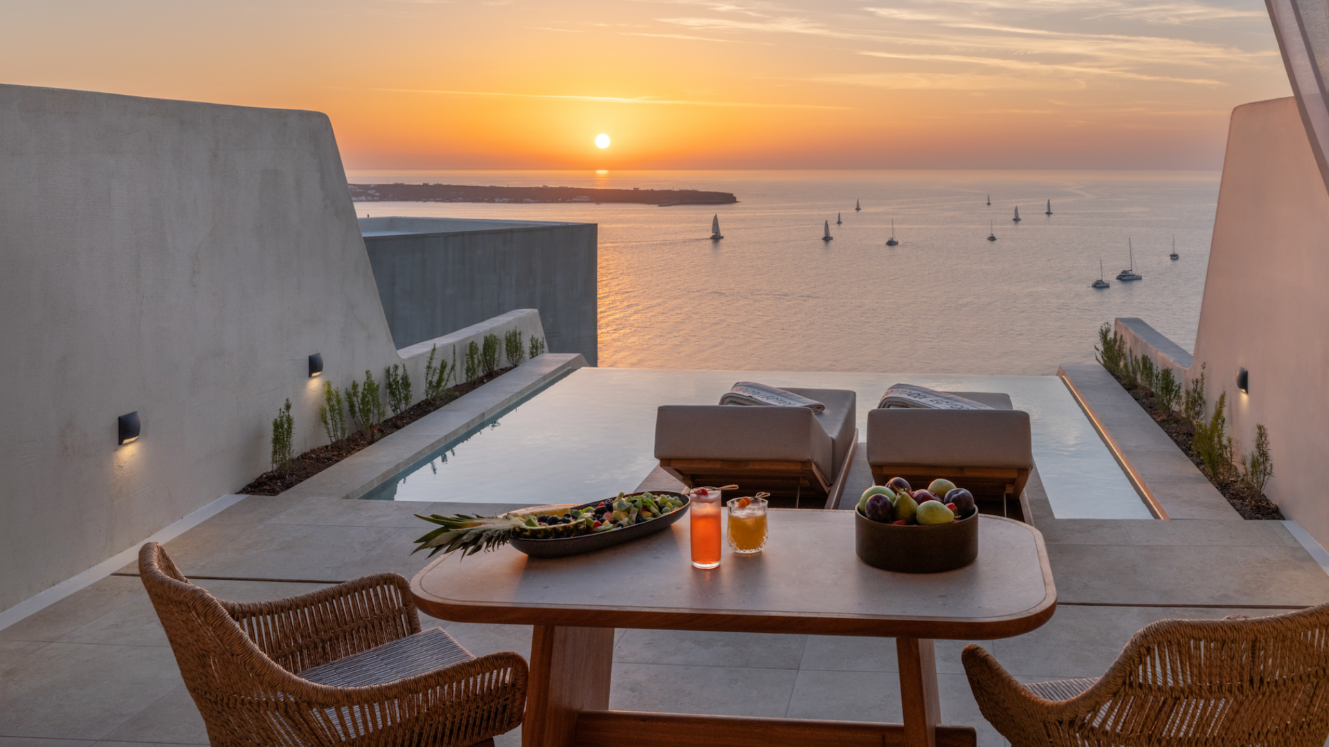 santorini hotel room