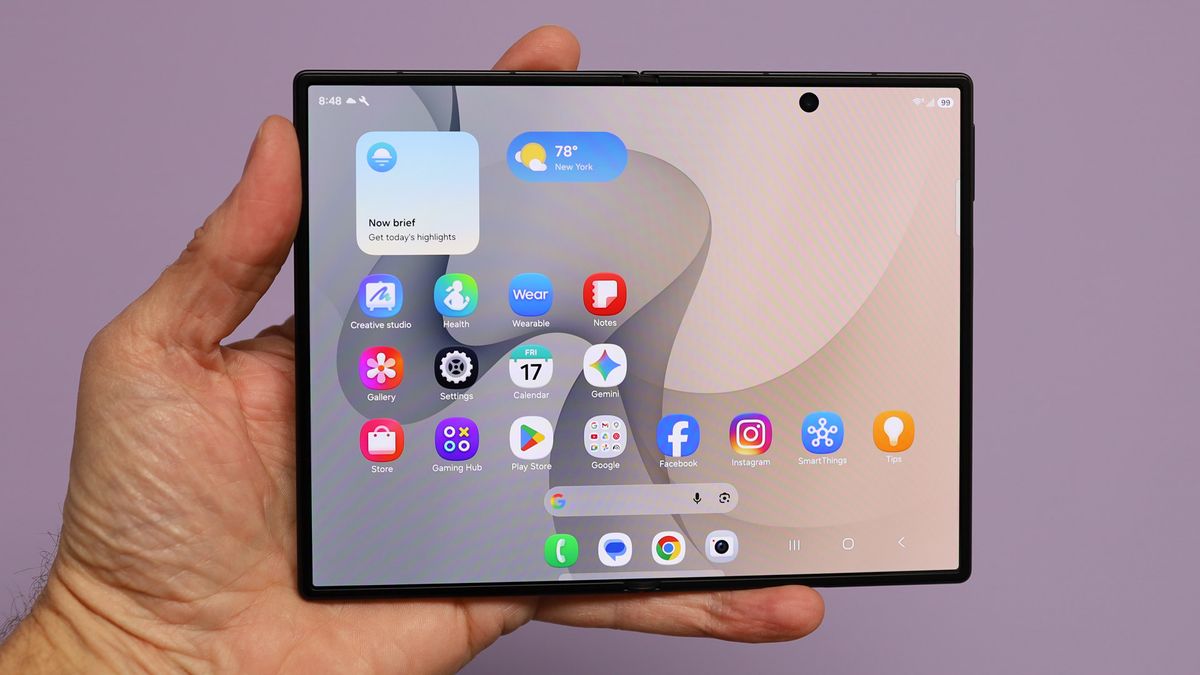 Samsung Galaxy Z Fold 8