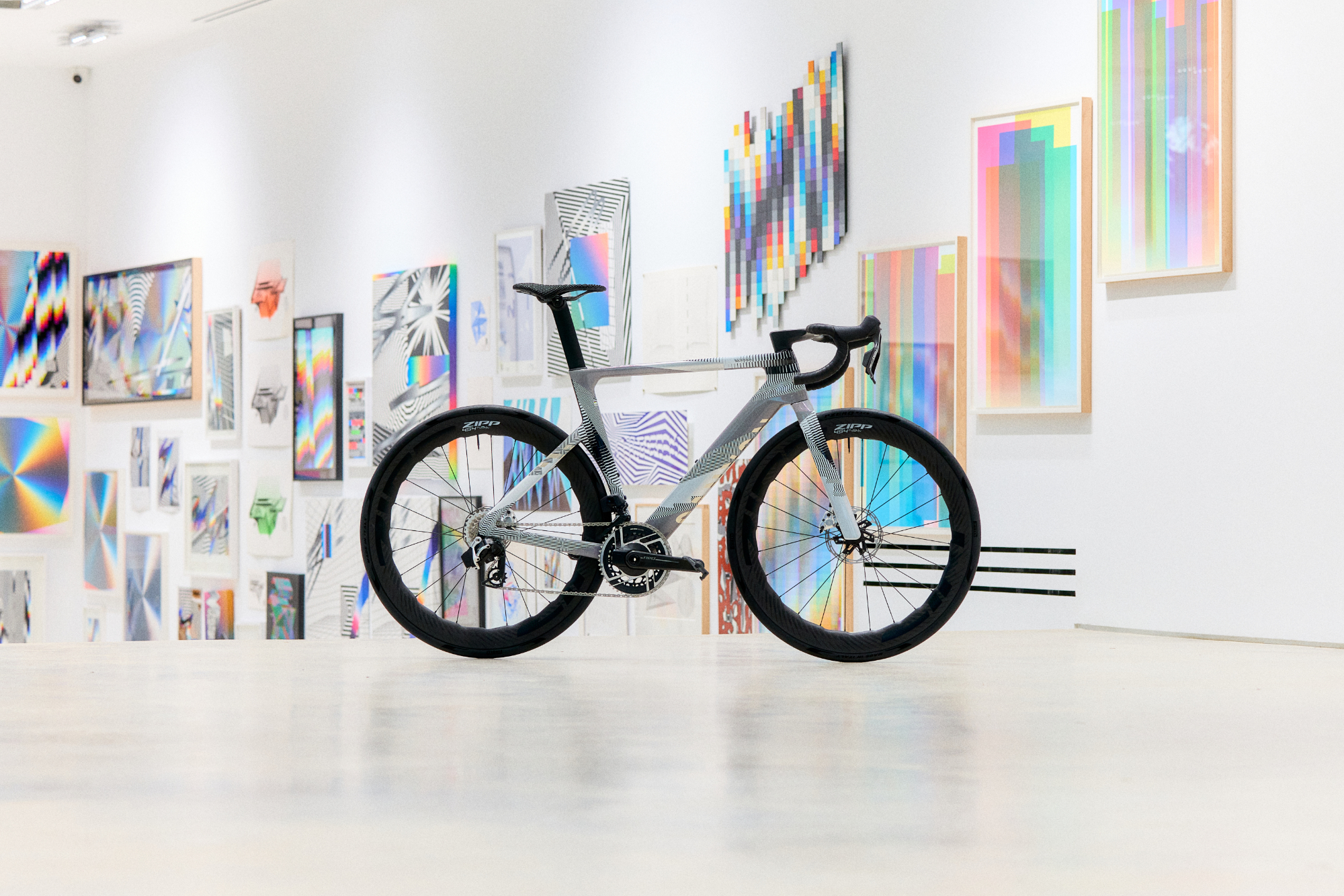 MyCanyon Aeroad CFR race bike