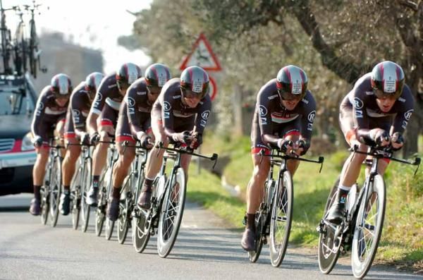 RadioShack-Nissan and Fabian Cancellara en route to second place.