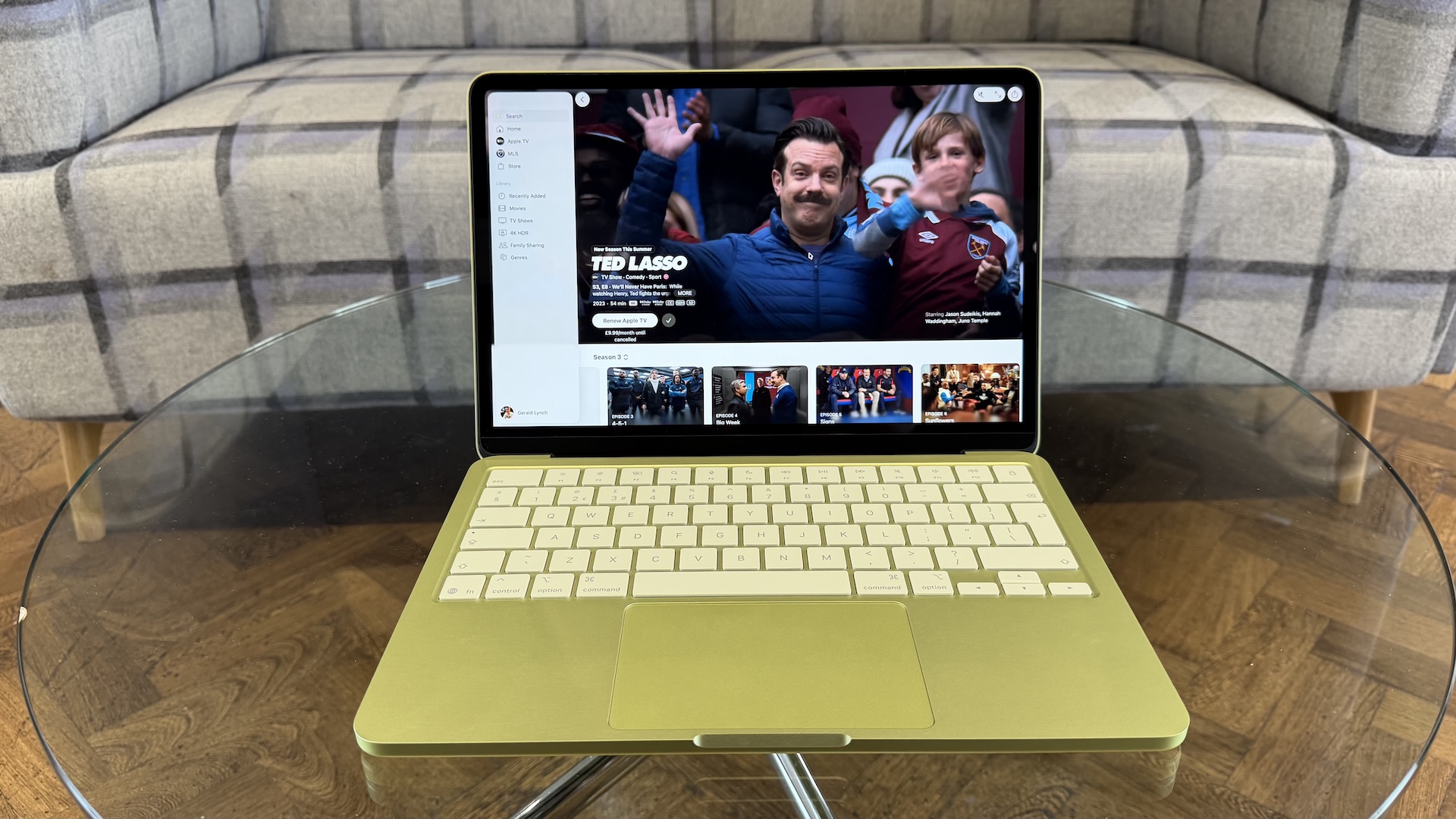 Apple's MacBook Neo