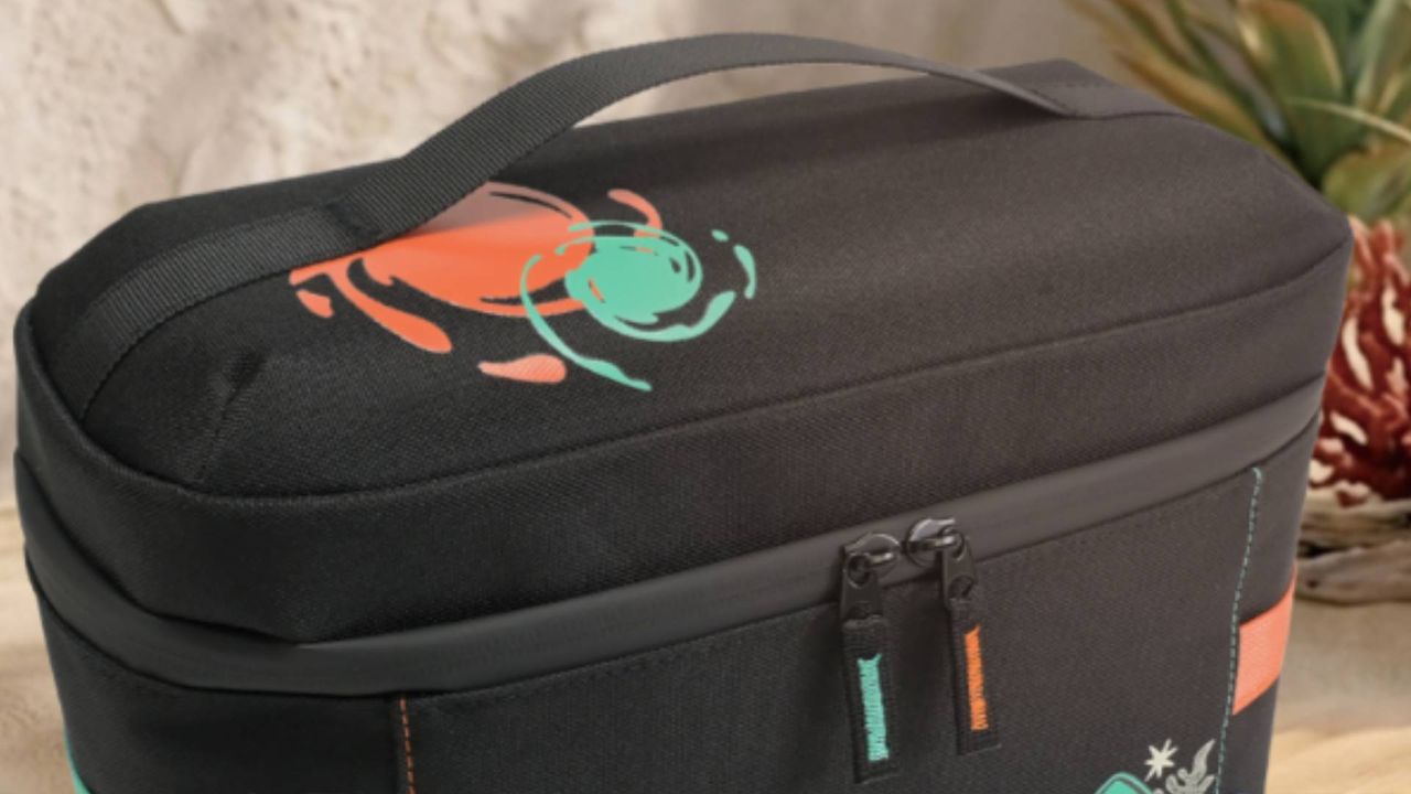 Image of the Hori Splatoon Raiders all-in-one bag for the Nintendo Switch 2.